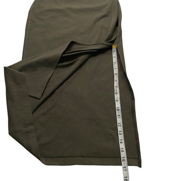 Vuori Pose Sands Ribbed stretch Sleeveless Midi Dress Oregano Olive active athle - Picture 11 of 11